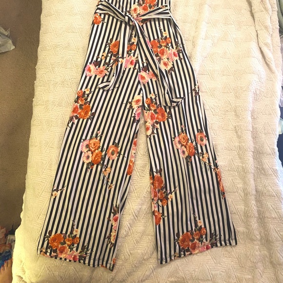 floral stripe jumpsuit - Picture 2 of 3
